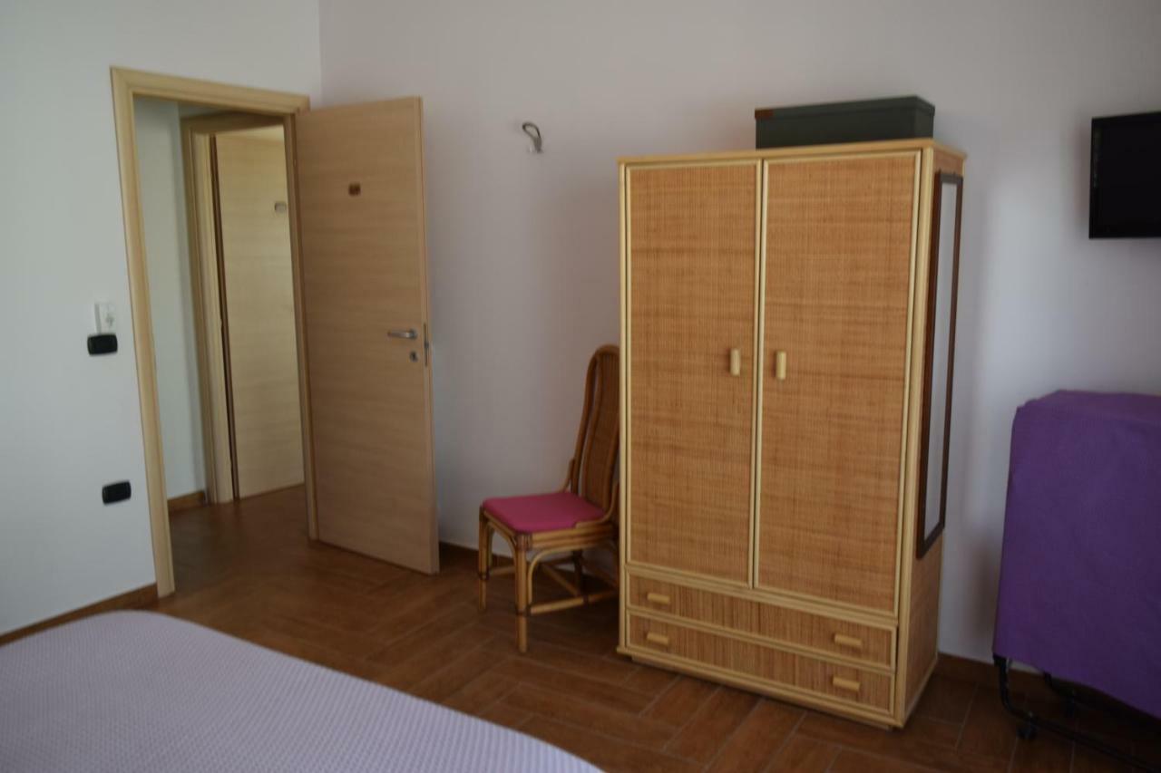 Bed &Breakfast Pinetamare Bed and Breakfast Castel Volturno Buitenkant foto