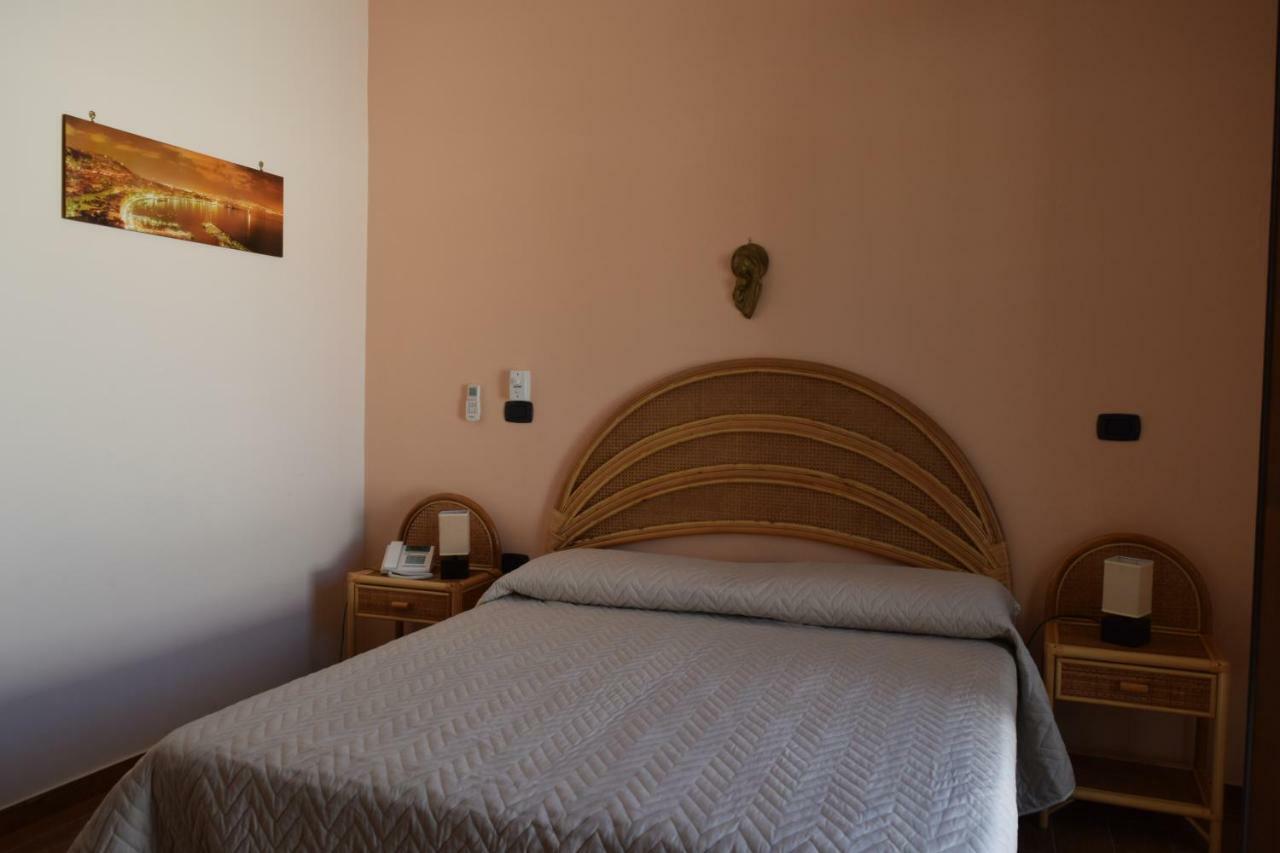Bed &Breakfast Pinetamare Bed and Breakfast Castel Volturno Buitenkant foto