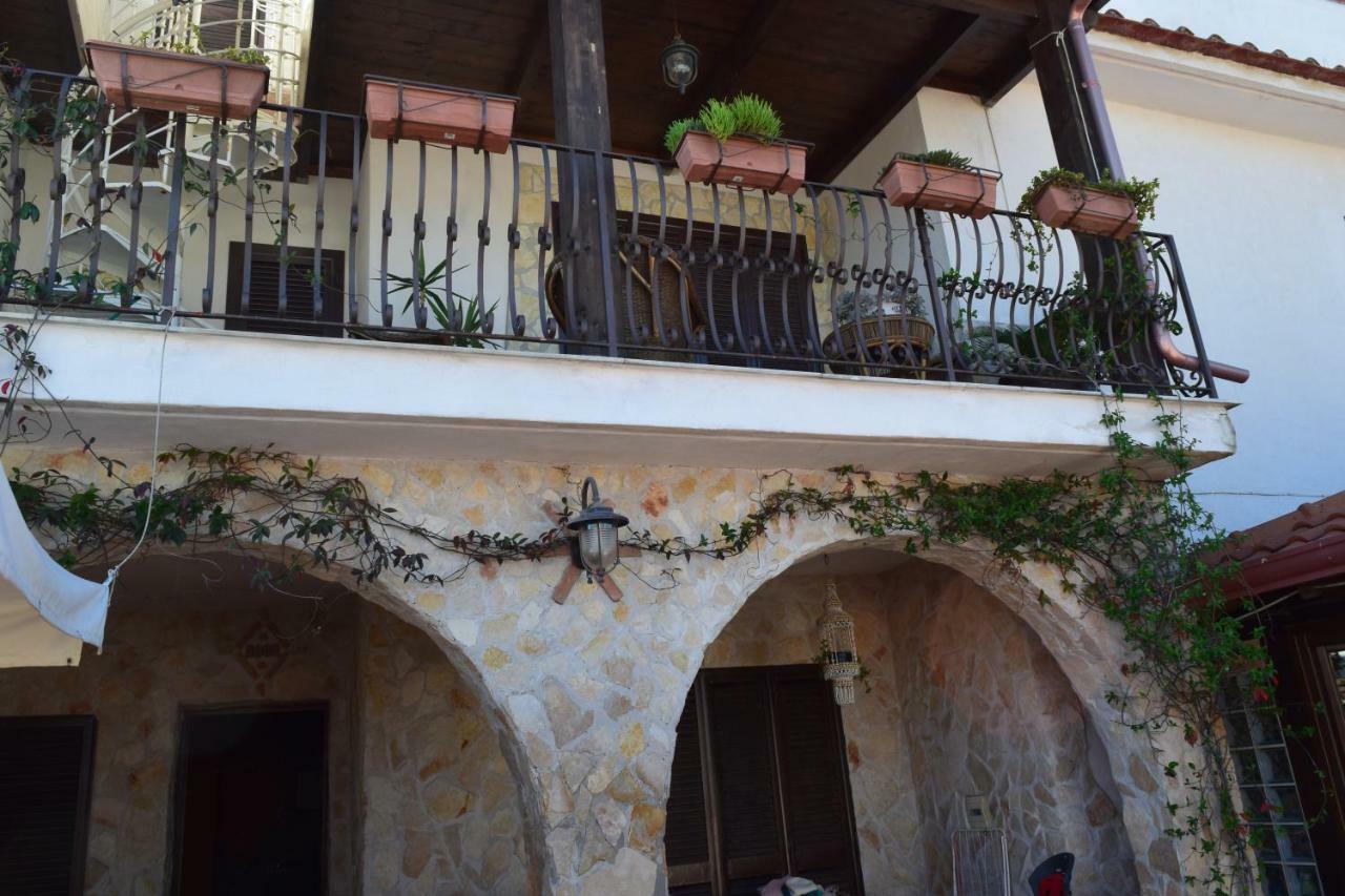 Bed &Breakfast Pinetamare Bed and Breakfast Castel Volturno Buitenkant foto